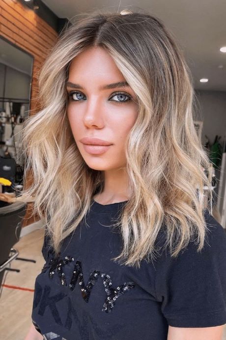 Hairstyles for shoulder length hair 2022 hairstyles-for-shoulder-length-hair-2022-45_9