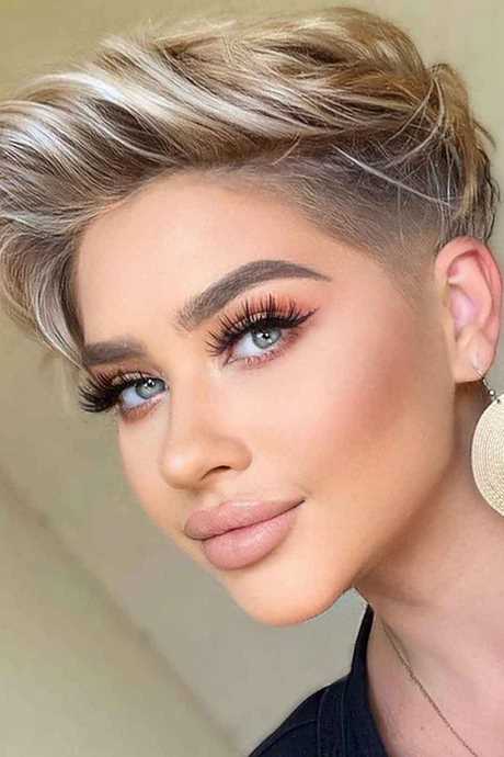 Images of short hairstyles for women 2022