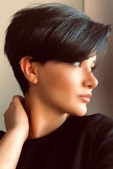 Latest short hairstyles 2022