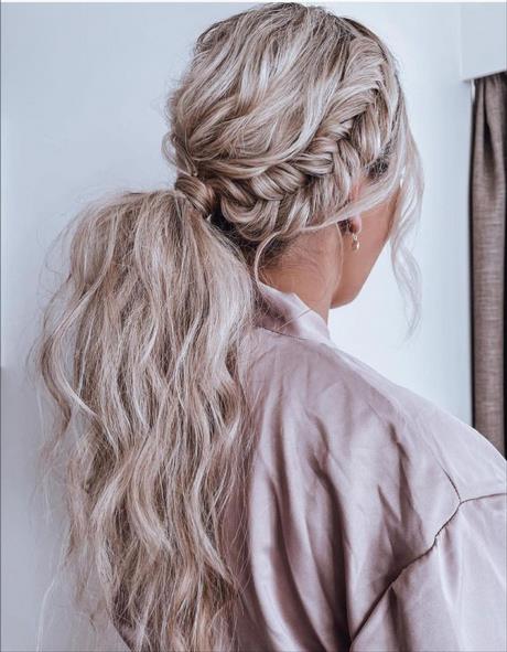 Prom hairstyles 2022 prom-hairstyles-2022-18_14