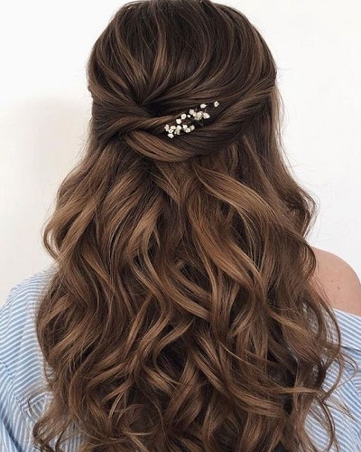 Prom hairstyles for long hair 2022 prom-hairstyles-for-long-hair-2022-00_10