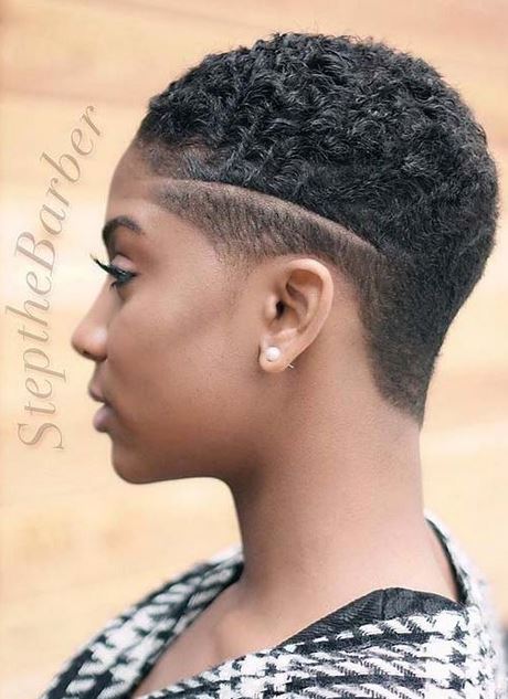 Short haircuts for black women 2022 short-haircuts-for-black-women-2022-97_12