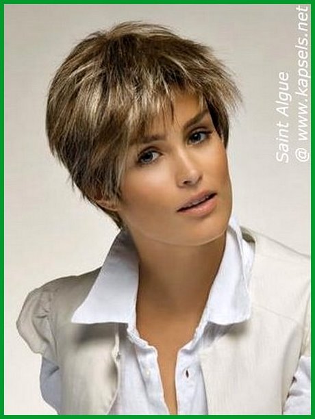 Short haircuts for round faces 2022 short-haircuts-for-round-faces-2022-08_11