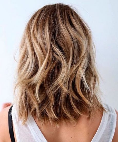 Short to mid length hairstyles 2022 short-to-mid-length-hairstyles-2022-01_12