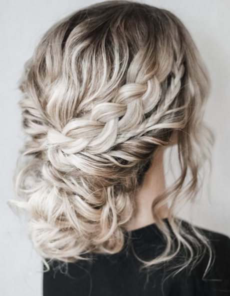Updo hairstyles 2022 updo-hairstyles-2022-27