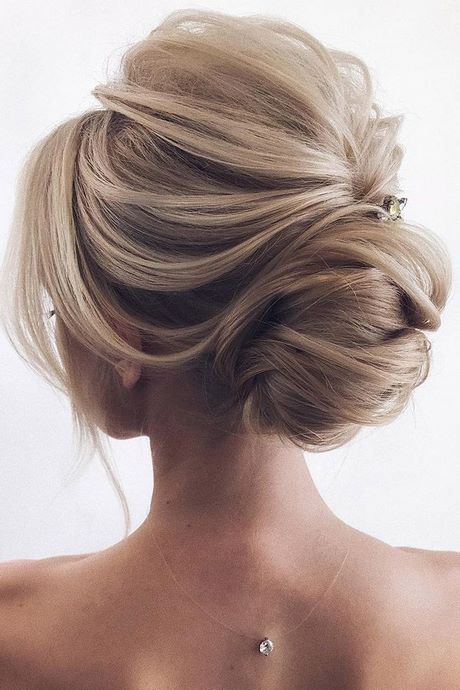 Updo hairstyles 2022 updo-hairstyles-2022-27_2