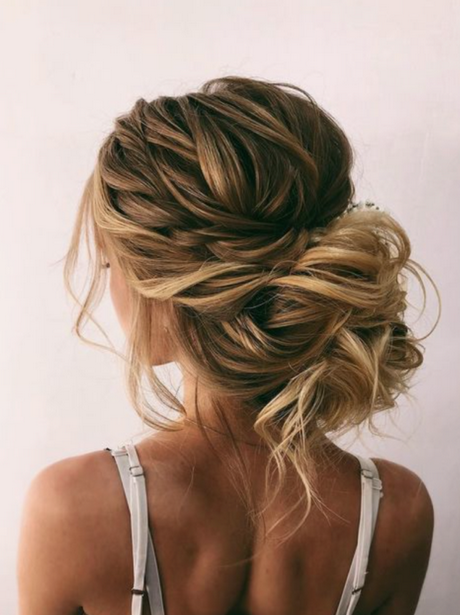 Wedding hairstyles for 2022
