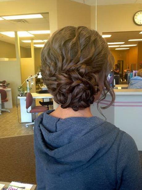 Cute prom hairstyles for long hair 2016 cute-prom-hairstyles-for-long-hair-2016-43_9