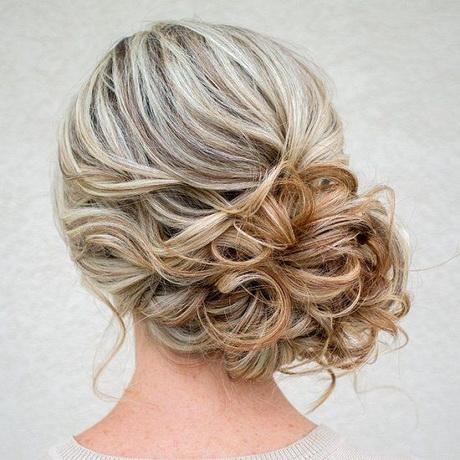 Prom hairstyles for long hair 2016 prom-hairstyles-for-long-hair-2016-41_16