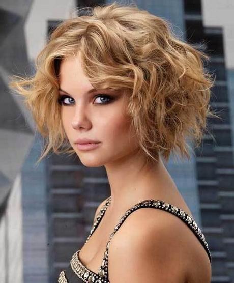 Short hairstyles for curly hair 2016 short-hairstyles-for-curly-hair-2016-92_2