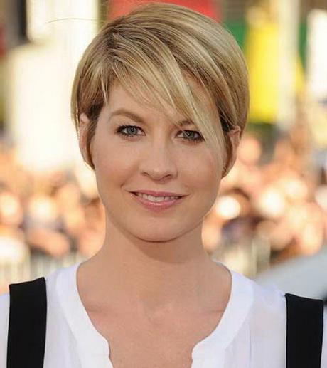 Short hairstyles for round faces 2016 short-hairstyles-for-round-faces-2016-00_6