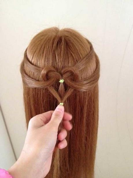 Easy girl hairstyles for long hair easy-girl-hairstyles-for-long-hair-87_16