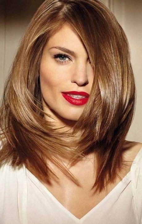 Hair style for round face hair-style-for-round-face-72_17