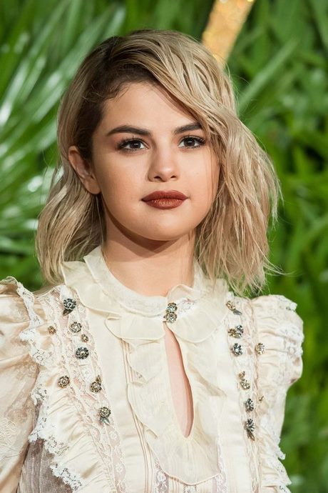 Best short hair for round face 2020 best-short-hair-for-round-face-2020-66_15
