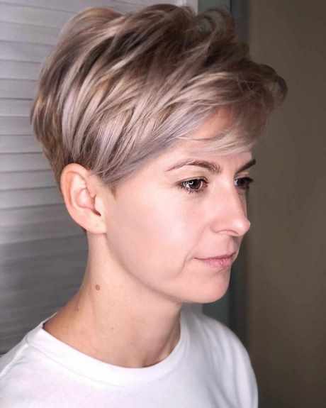 Cropped hairstyles 2020 cropped-hairstyles-2020-87_5