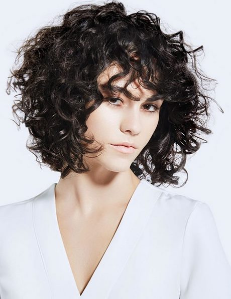 Curly medium length hairstyles 2020 curly-medium-length-hairstyles-2020-07_10