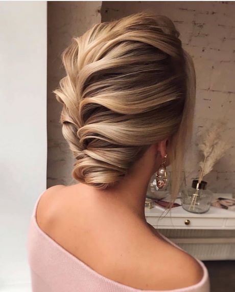 Hairstyle updo 2020 hairstyle-updo-2020-45_7