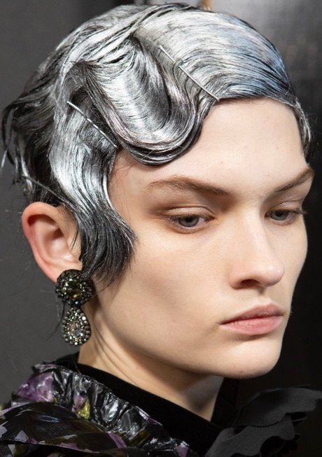 Hairstyles for fall 2020 hairstyles-for-fall-2020-88_9