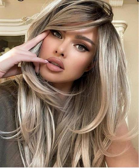Hairstyles for long blonde hair 2020 hairstyles-for-long-blonde-hair-2020-97_3