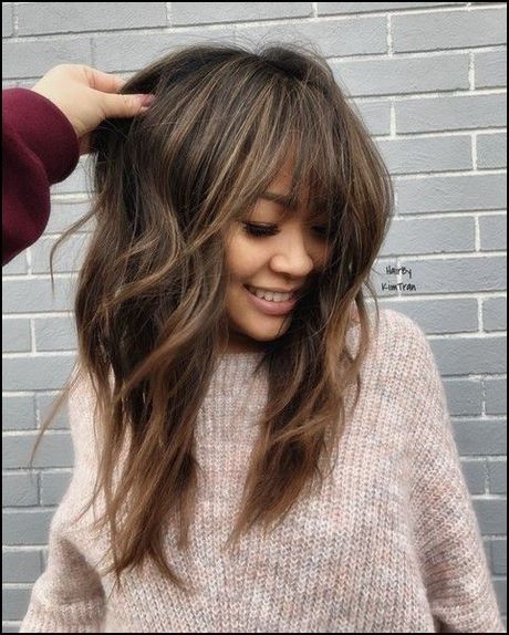 Hairstyles for long hair with bangs 2020 hairstyles-for-long-hair-with-bangs-2020-08_19