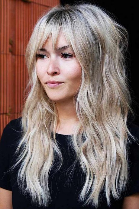 Hairstyles for long hair with bangs 2020 hairstyles-for-long-hair-with-bangs-2020-08_4