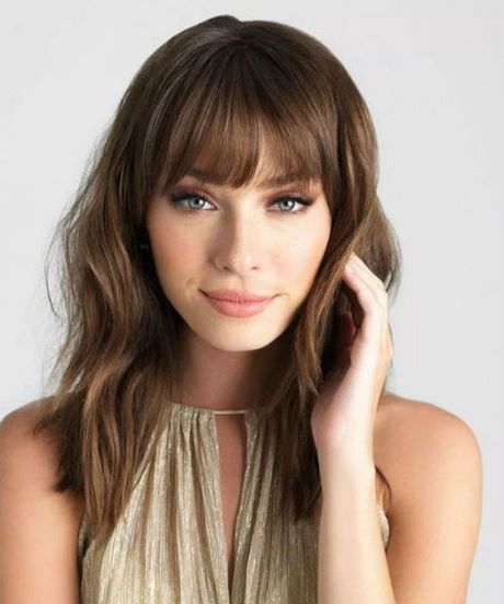 Hairstyles for long hair with bangs 2020 hairstyles-for-long-hair-with-bangs-2020-08_5