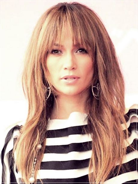 Hairstyles for long hair with fringe 2020 hairstyles-for-long-hair-with-fringe-2020-36_2