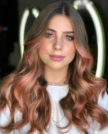 Hairstyles for long wavy hair 2020 hairstyles-for-long-wavy-hair-2020-13_7