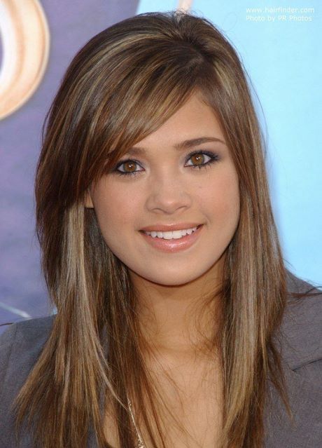 Hairstyles with side bangs 2020 hairstyles-with-side-bangs-2020-04_8