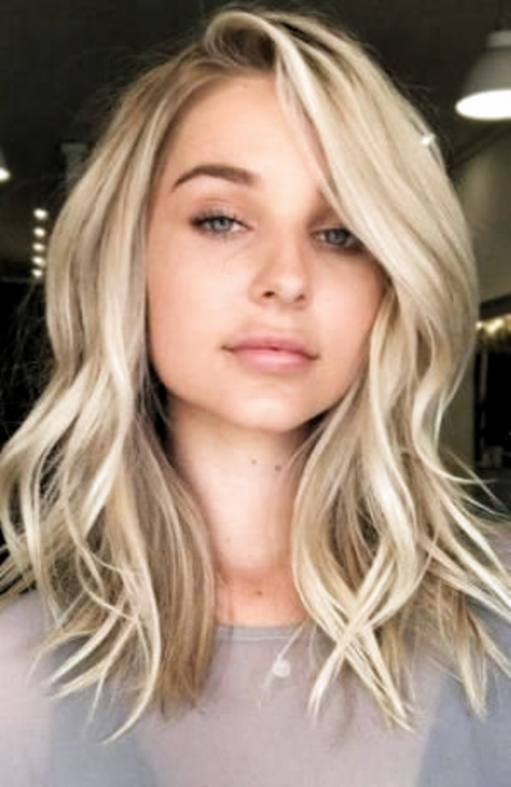 Latest haircut for round face 2020 latest-haircut-for-round-face-2020-37