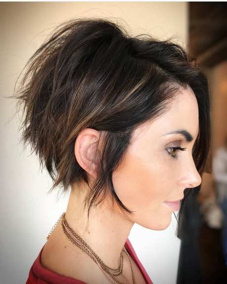 Latest short hairstyle for women 2020 latest-short-hairstyle-for-women-2020-98