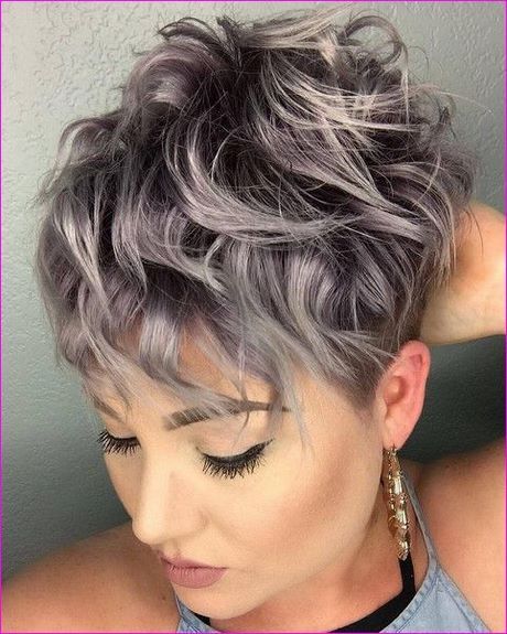 Latest short hairstyle for women 2020 latest-short-hairstyle-for-women-2020-98_16