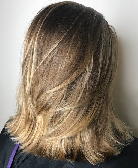 Mid length layered hairstyles 2020 mid-length-layered-hairstyles-2020-20_3