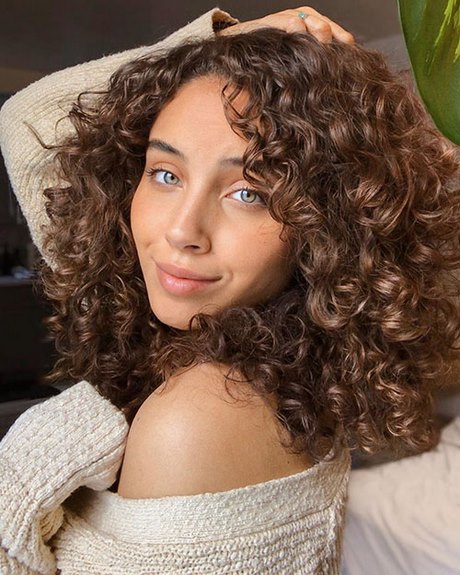 Natural curly hairstyles 2020 natural-curly-hairstyles-2020-99_18
