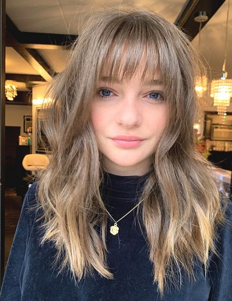 New bangs hairstyle 2020 new-bangs-hairstyle-2020-72_2