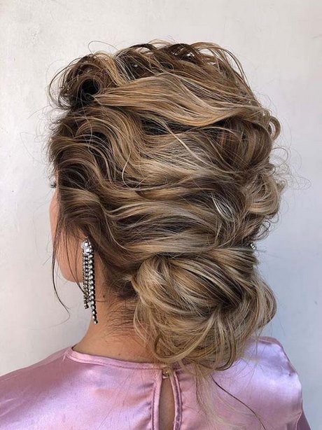 New updo hairstyles 2020 new-updo-hairstyles-2020-06_14