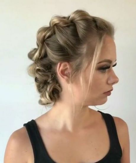 New updo hairstyles 2020 new-updo-hairstyles-2020-06_7