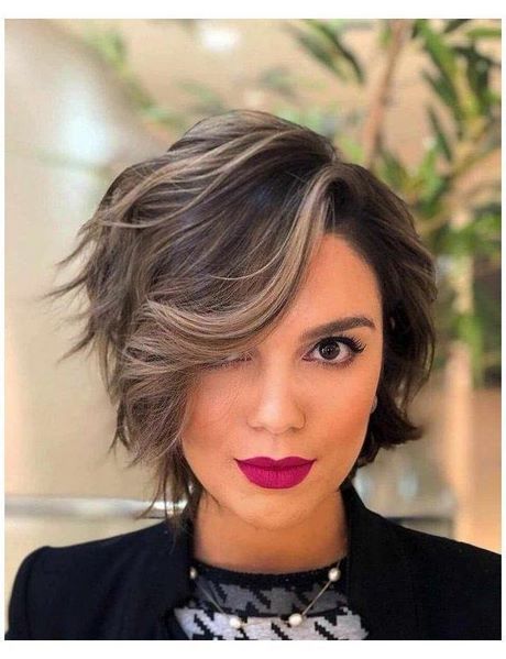 Pictures of short haircuts for 2020 pictures-of-short-haircuts-for-2020-96_8