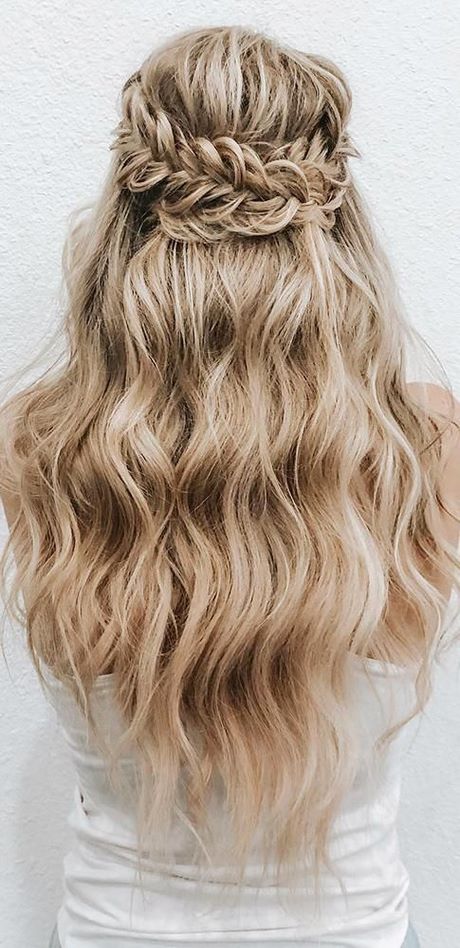 Popular hairstyles for long hair 2020 popular-hairstyles-for-long-hair-2020-11_18