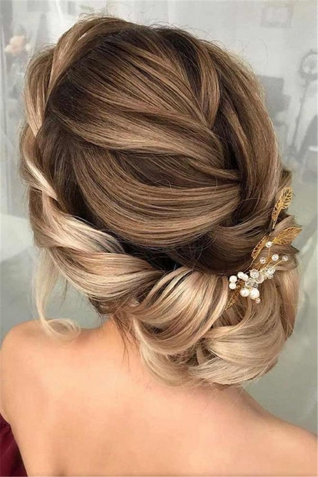 Prom braided hairstyles 2020 prom-braided-hairstyles-2020-85_3