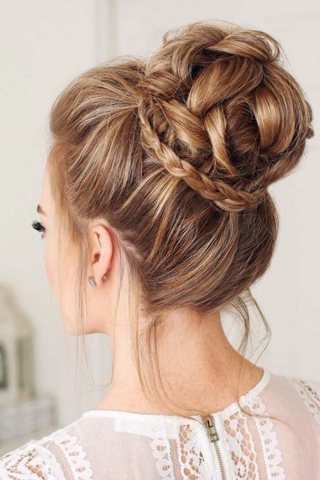 Prom hair updos 2020 prom-hair-updos-2020-65_9