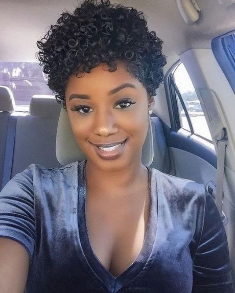 Short curly weave hairstyles 2020 short-curly-weave-hairstyles-2020-81_17