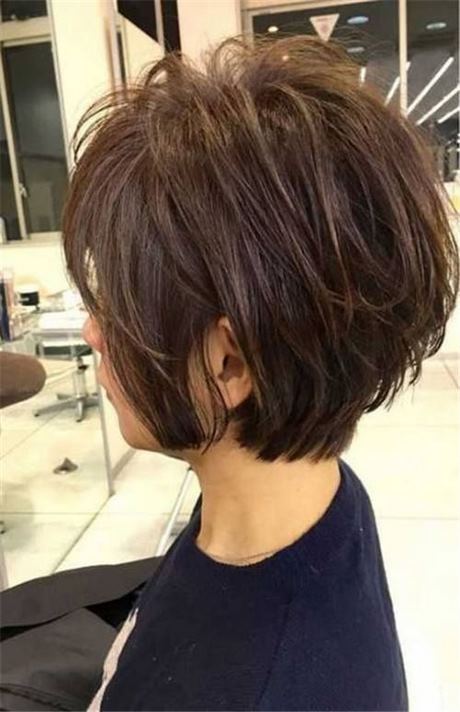 Short haircuts for women over 50 in 2020 short-haircuts-for-women-over-50-in-2020-37_13