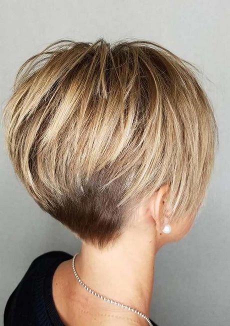 Short hairstyles for thin hair 2020