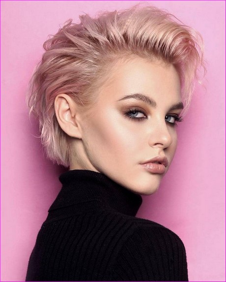 Short hairstyles for women in 2020 short-hairstyles-for-women-in-2020-89_14