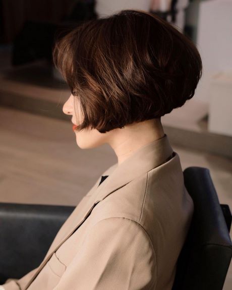 Short womens hairstyles for 2020 short-womens-hairstyles-for-2020-78_4
