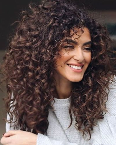 Trendy hairstyles for curly hair 2020 trendy-hairstyles-for-curly-hair-2020-37_8