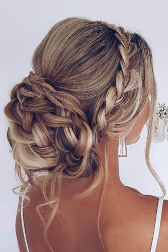 Updos for long hair 2020 updos-for-long-hair-2020-38_12