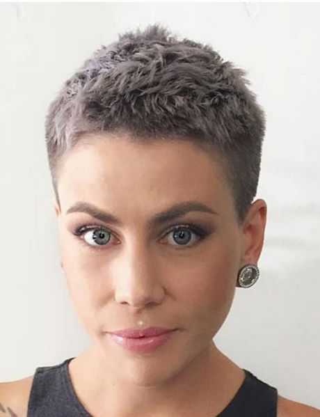 Very short hairstyles for women 2020 very-short-hairstyles-for-women-2020-18_4