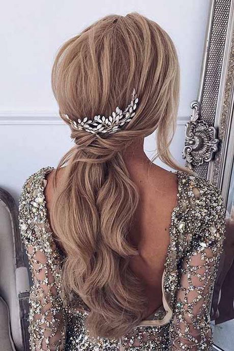 Wedding hairstyles for long hair 2020 wedding-hairstyles-for-long-hair-2020-75_5